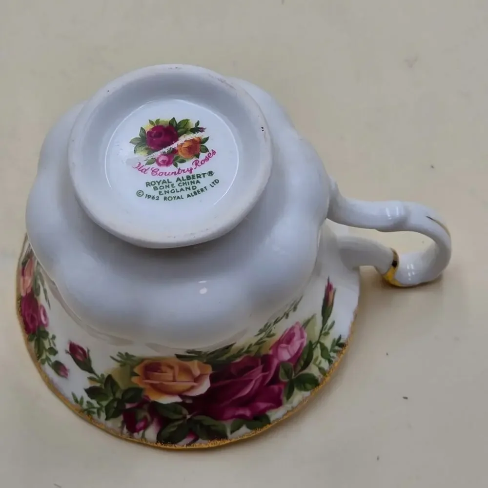 Royal Albert Old Country Roses Demitasse Cup & Saucer Set Espresso England Small
